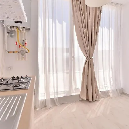 Marcio Luxury Astoria Resident Năvodari