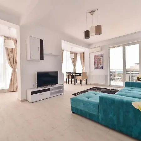 Marcio Luxury Astoria Resident Apartament *