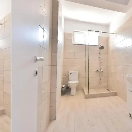 Marcio Luxury Astoria Resident Apartament *